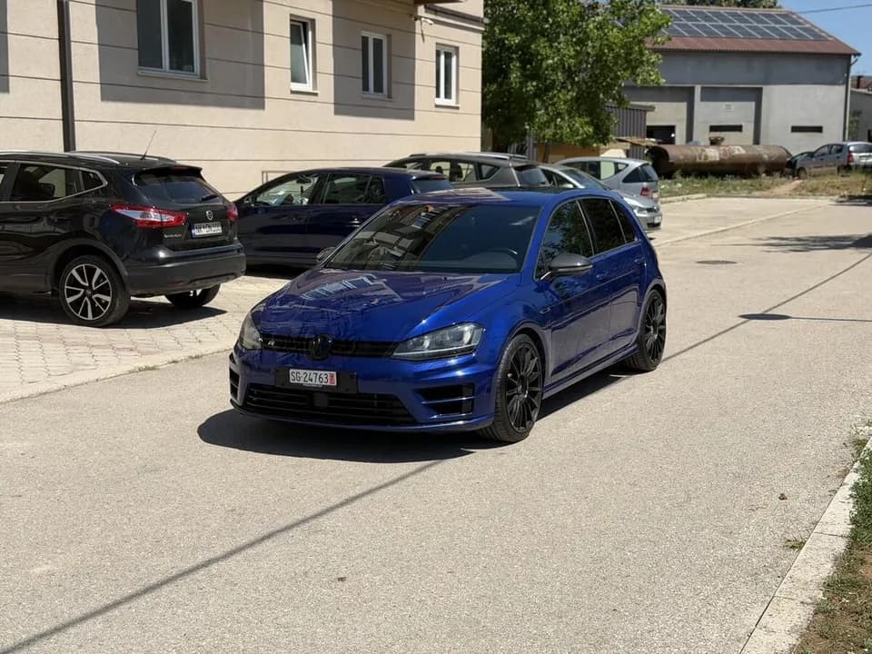 R, 2014, Nikšić – polovni automobil na prodaju