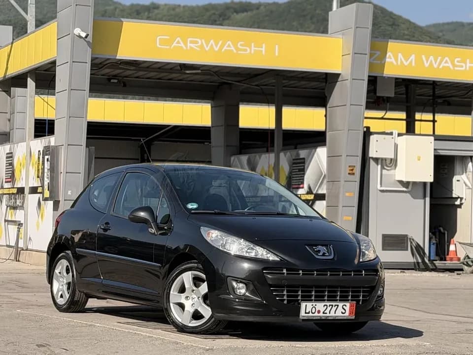 Uvoz , 2011, Podgorica – polovni automobil na prodaju