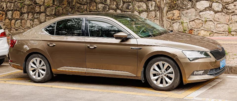 Skoda Superb 2.0