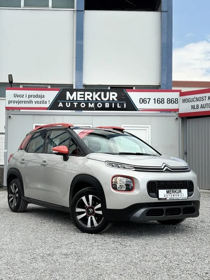 1.2i, 2019, Podgorica – polovni automobil na prodaju